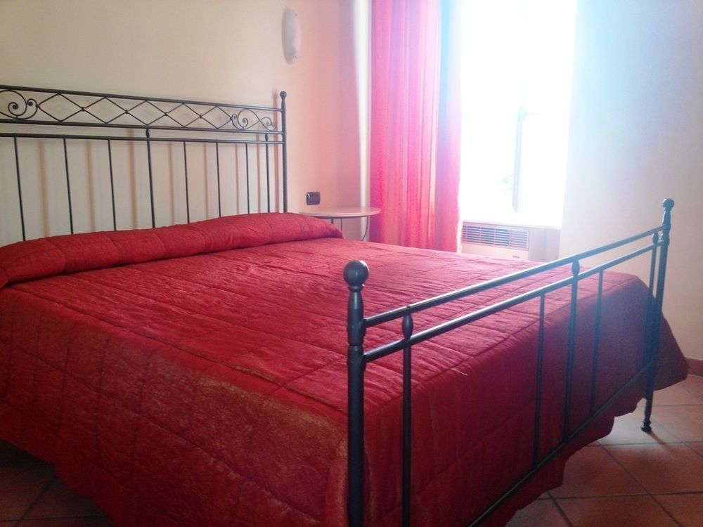 Il Castello Di Bubbio Hotel ภายนอก รูปภาพ
