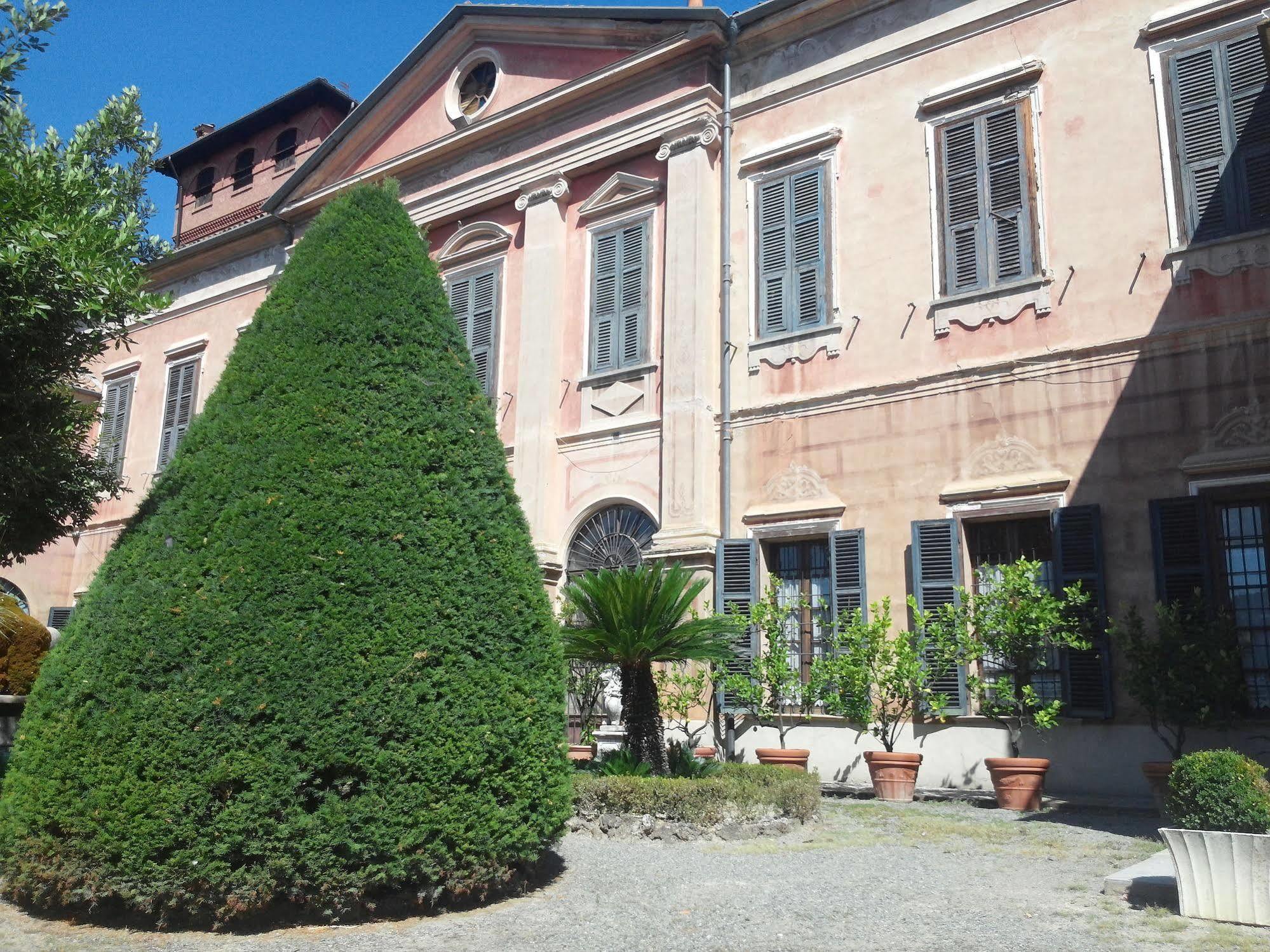 Il Castello Di Bubbio Hotel ภายนอก รูปภาพ